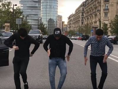 Краснодарцы толпой избили кавказцев, которые хотели танцевать на улице лезгинку - rosbalt.ru - Краснодар