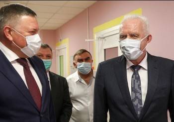 Олег Кувшинников - Александр Гуцан - Губернатор Вологодской области показал Гуцану новый перинатальный центр - vologda-poisk.ru - Вологодская обл. - окр.Сзфо
