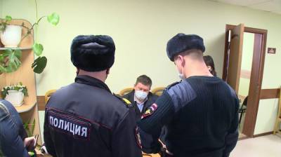 Александр Жуков - Задержанный вице-спикер гордумы Воронежа отказался от комментариев в суде - vestivrn.ru - Воронеж