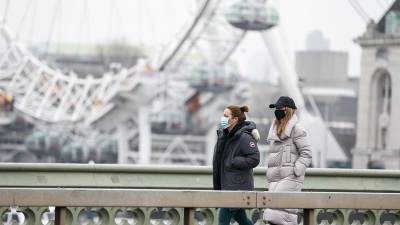 Ученые объяснили высокую заразность британского штамма COVID-19 - iz.ru - Англия - Австралия - Испания