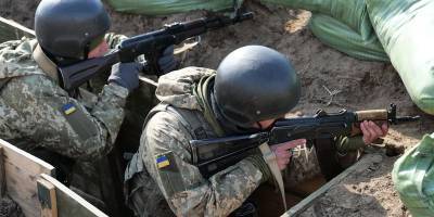 Обстрелы на Донбассе - украинского военного ранили снайперы под Марьинкой - ТЕЛЕГРАФ - telegraf.com.ua - ДНР - Донбасс