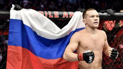 Петр Ян - Ян оказался тяжелее Стерлинга на взвешивании перед боем на UFC 259 - russian.rt.com