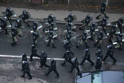 В Белоруссии возбудили дело против перешедших на сторону оппозиции силовиков - lenta.ru