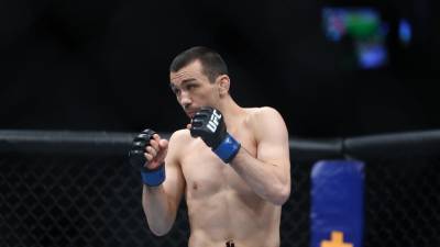 Джозеф Бенавидес - Аскар Аскаров - Аскаров отдаст часть гонорара от боя в UFC сопернику из-за перевеса - russian.rt.com