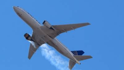 Boeing 737 MAX совершил экстренную посадку - golos-ameriki.ru - шт.Флорида - шт.Нью-Джерси