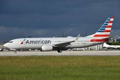 Boeing 737 MAX компании American Airlines совершил экстренную посадку в США - aif.ru - USA - шт.Флорида - шт.Нью-Джерси