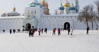 Россияне рассказали, куда планируют отправиться на праздничные выходные - m24.ru - Москва - Санкт-Петербург - Сочи - Краснодар - Симферополь - Нижний Новгород - Махачкала - Калининград - Казань - Минеральные Воды - Хабаровск - Стамбул