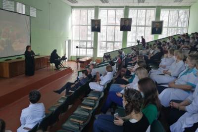 Смоленская филармония поздравила медиков с Международным женским днем - mk-smolensk.ru - Смоленск