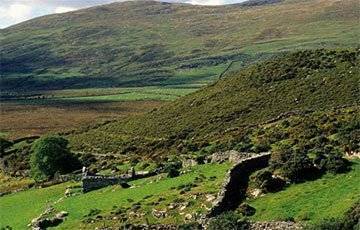 Ученые нашли в Уэльсе древнюю систему загадочных туннелей - charter97.org - Англия