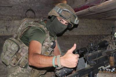 Тихо пришли — тихо ушли: боевики утром обнаружили украинский флаг над своим блиндажом. Подействовало похлеще атаки - vatra.net.ua - ДНР - Горловка
