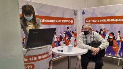 Дмитрий Лиознов - Россиян призвали прививаться повторно при малом количестве антител в организме - polit.info