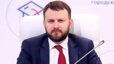 Владимир Путин - Дмитрий Песков - Максим Орешкин - Совещание с участием Путина из-за болезни Орешкина переносить не будут - 5-tv.ru - Россия