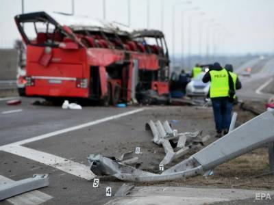 Авария украинского автобуса в Польше. Число госпитализированных выросло до 35 человек - gordonua.com - Украина - Польша - Херсон