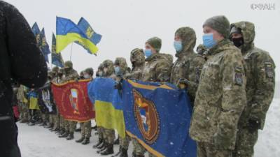 Александр Корниенко - Соратники Зеленского создают на Украине «элитную молодежную организацию» - riafan.ru - Киев - Славянск - Ужгород