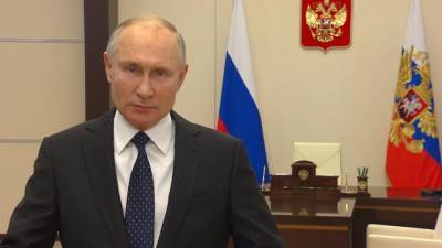 Владимир Путин - Лука Крымский - Путин наградил медиков орденами и медалями за вклад в борьбу с COVID-19 - piter.tv