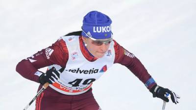 Яна Кирпиченко - Катарина Хенниг - Лыжница Кирпиченко упала и лишилась шансов на медали в марафоне на ЧМ - russian.rt.com