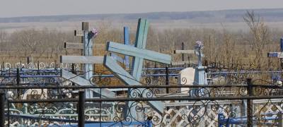 Патологоанатомы из ЦРБ попались с выкопанным трупом на кладбище - stolicaonego.ru - Тверь - Тверская обл.