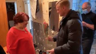 Активисты ОНФ поздравили жительниц Иркутской области с 8 Марта - reendex.ru - Иркутская обл.