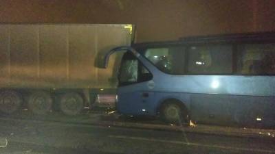 Один человек погиб в ДТП с грузовиками и автобусом в Башкирии - iz.ru - Башкирия - Уфа