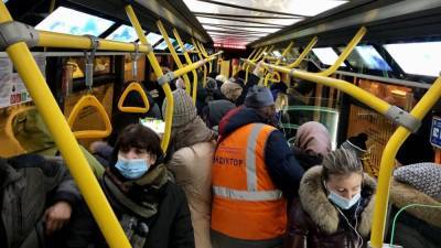 Вячеслав Володин - Запрещающий высаживать безбилетных детей из транспорта закон вступил в силу в РФ - newinform.com - Кировская обл.