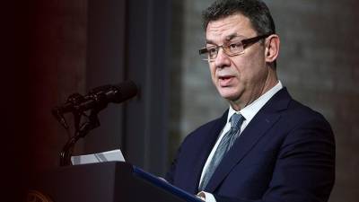 Гендиректора Pfizer не пустили в Израиль из-за отсутствия прививки от COVID-19 - iz.ru - Иерусалим