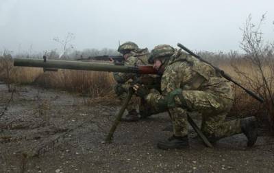 На Донбассе за сутки 10 обстрелов - korrespondent.net - Украина - Донбасс