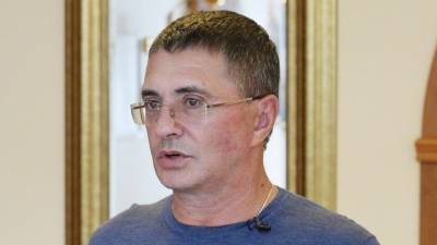 Александр Мясников - Мясников назвал неожиданный симптом онкологии у женщин - 5-tv.ru