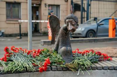 Александр Беглов - Роман Шустров - В Петербурге подменили символ: Ангел-хранитель стал «печальным» - eadaily.com - Санкт-Петербург