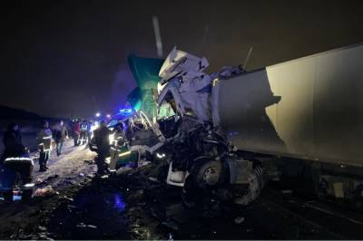 На трассе в Башкирии погибли два водителя большегрузов - bash.news - Башкирия - Челябинская обл. - Уфа - Саратовская обл. - Ставрополье