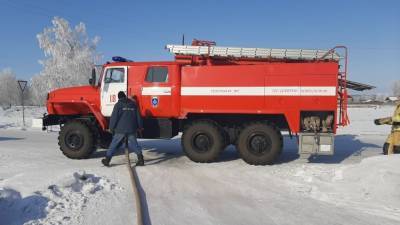Три человека попали в больницу после пожара в новосибирском хостеле - newinform.com - Новосибирск