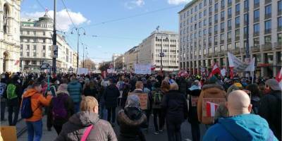 В Австрии и Германии прошли протесты против карантина - nv.ua - Австрия - Германия - Вена - Европа