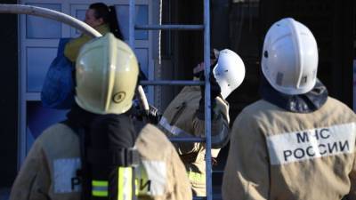 В Краснодаре полсотни спасателей тушат пожар на складе - crimea.ria.ru - Крым - Краснодар - Симферополь - Севастополь