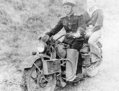 Жорес Алферов - «Советские байкеры»: почему милиционеры ездили на мотоциклах «Харлей-Дэвидсон» - russian7.ru