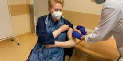 Гитанас Науседа - Грибаускайте привилась вакциной, но ей не поверили - urfonews.ru - Литва