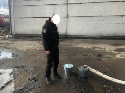 Вадим Мельник - Спецподразделения ГФС разоблачили массовое незаконное производство спирта в Ровенской области - gordonua.com - Киев - Киевская обл.