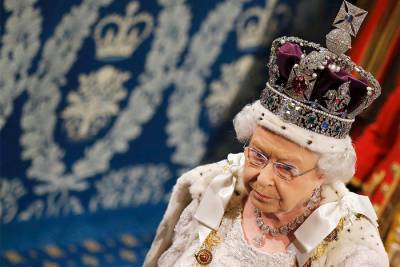 Елизавета II - принц Гарри - Меган Маркл - Опря Уинфри - Елизавета II выступила с обращением перед интервью принца Гарри и Меган Маркл - gazeta.ru - Англия