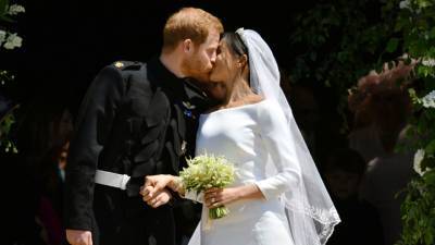 Гарри Меган Маркл - Брак принца Гарри и Меган Маркл был заключен за три дня до свадьбы - vesti.ru - Англия