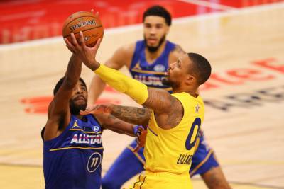 Джеймс Леброн - Кевин Дюрант - Яннис Адетокунбо - Матч всех Звезд NBA: команда Леброна не оставила шансов команде Дюранта - news.bigmir.net