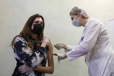 Гастроэнтеролог Бордин перечислил болезни ЖКТ, при которых COVID-19 особо опасен - live24.ru - Москва
