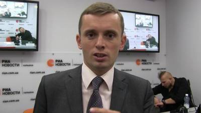 Руслан Бортник - Политолог Бортник рассказал, как Киев отдаляет от себя Крым и Донбасс - nation-news.ru - Киев - Крым