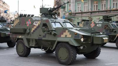 Украинские СМИ возмутились закупкой ВСУ польских бронемашин вместо «Дозоров-Б» - riafan.ru - Киев