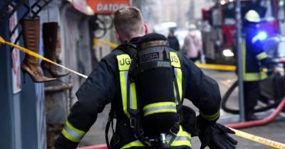 В пожаре в Риге погиб человек, пострадали спасатели - rus.delfi.lv - Рига - Латвия