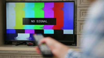 Алексей Чепа - В Госдуме назвали закрытие телеканалов на Украине ударом по демократии - iz.ru