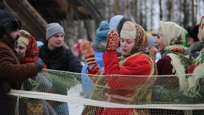 Леонид Брежнев - Евгений Сатановский - Сатановский рассказал, почему при Сталине не праздновали Масленицу - polit.info - Россия - Новости