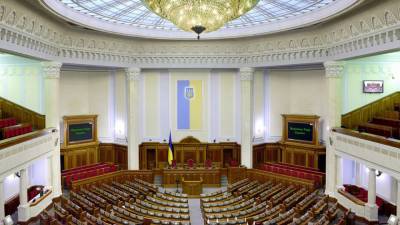 Владимир Зеленский - Украинские феминистки выступили в центре Киева с требованиями к Раде - riafan.ru - Киев