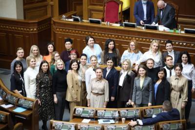 Александр Корниенко - Партия Зеленского создает женское движение - odessa-life.od.ua