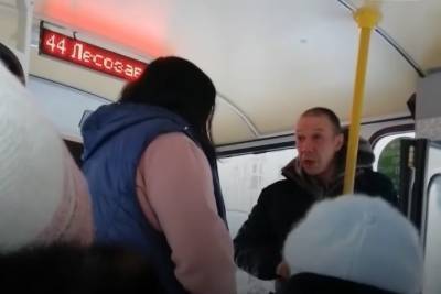 В Архангельске пассажир автобуса устроил драку с женщиной-кондуктором - arh.mk.ru - Архангельск