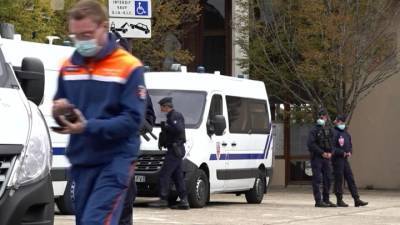Самюэль Пати - Абдуллах Анзоров - Выявлен подельник террориста, обезглавившего французского учителя - vesti.ru - Сирия - Таджикистан