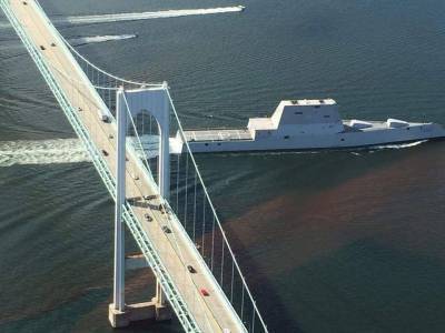 В США идёт дискуссия по поводу мореходных качеств стелс-эсминцев класса Zumwalt - topwar.ru