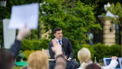 Владимир Зеленский - Юлия Мендель - Большая пресс-конференция Зеленского может пройти 20 мая, — Мендель - hubs.ua